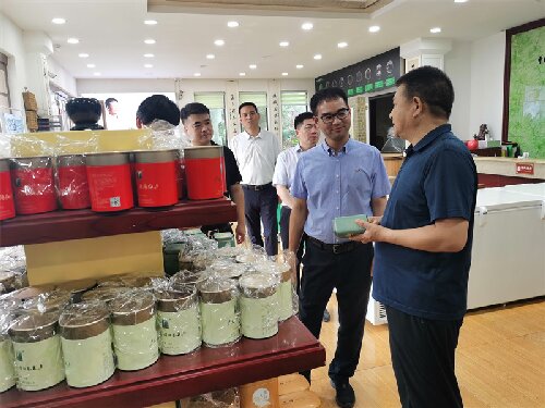 2023年7月13日，中國郵政集團公司河南省分公司夏總一行蒞臨廣義茶印象園參觀指導，給予我司發展高度評價
